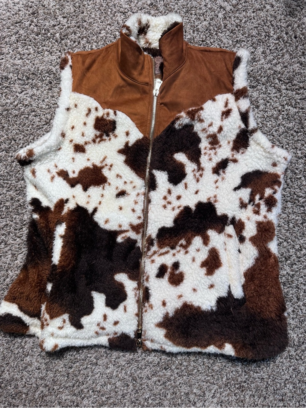 Faux Shearling Cowhide Print Vest - Brown & White